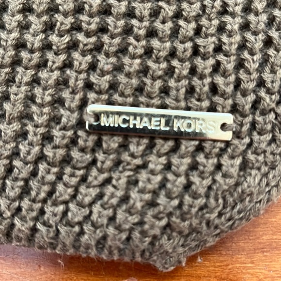 Michael Kors Waffle Knit Cowl Neck Sweater woman’s size S. - Picture 3 of 13